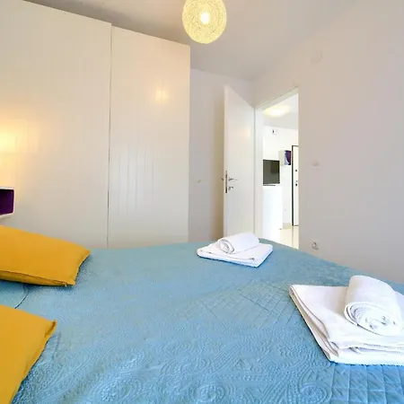 Luxury apartment Aronia Vantacici Extérieur photo