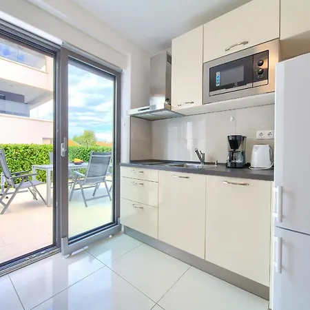 Luxury apartment Aronia Vantacici Extérieur photo