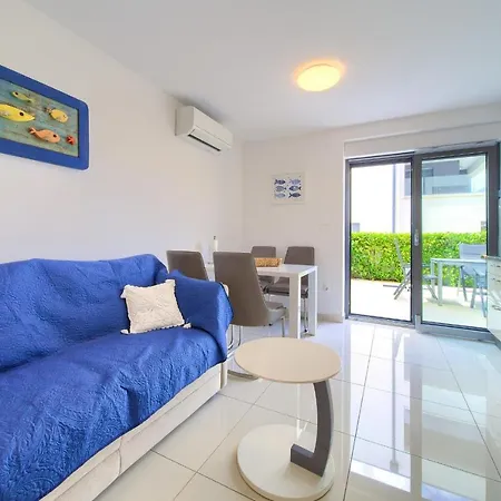 Luxury apartment Aronia Vantacici Extérieur photo
