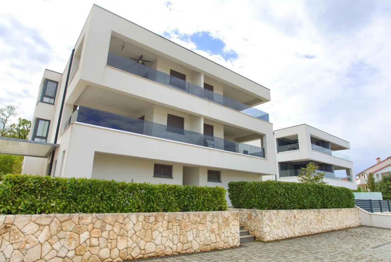 Luxury Aronia * Vantacici