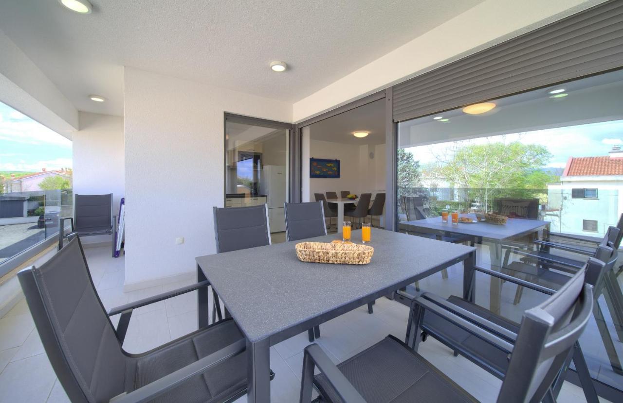 Apartment Luxury Aronia *