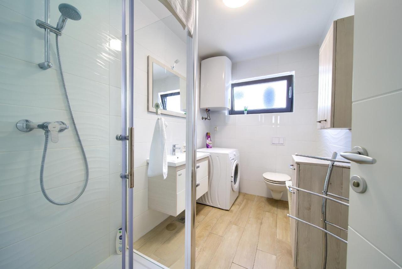 Apartment Luxury Aronia *